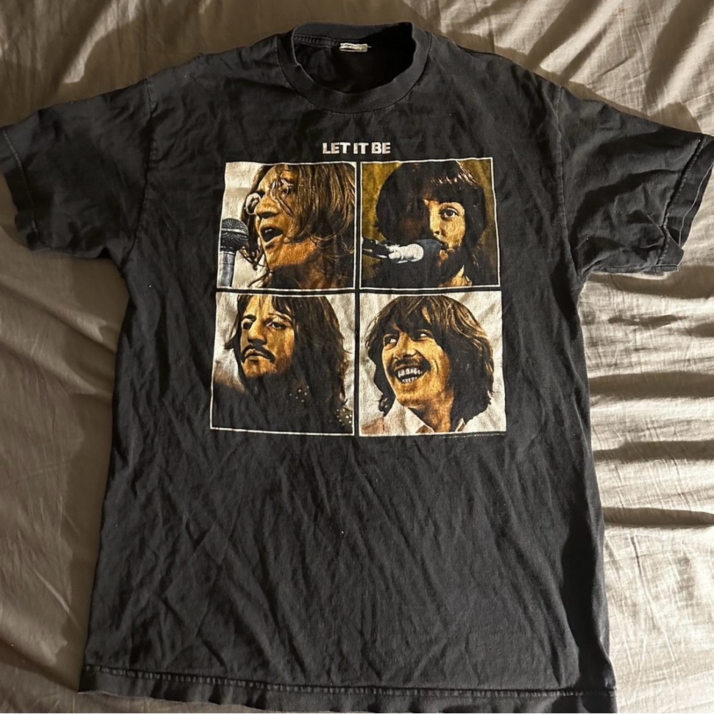 Black Beatles “let it be”  Graphic T-Shirt